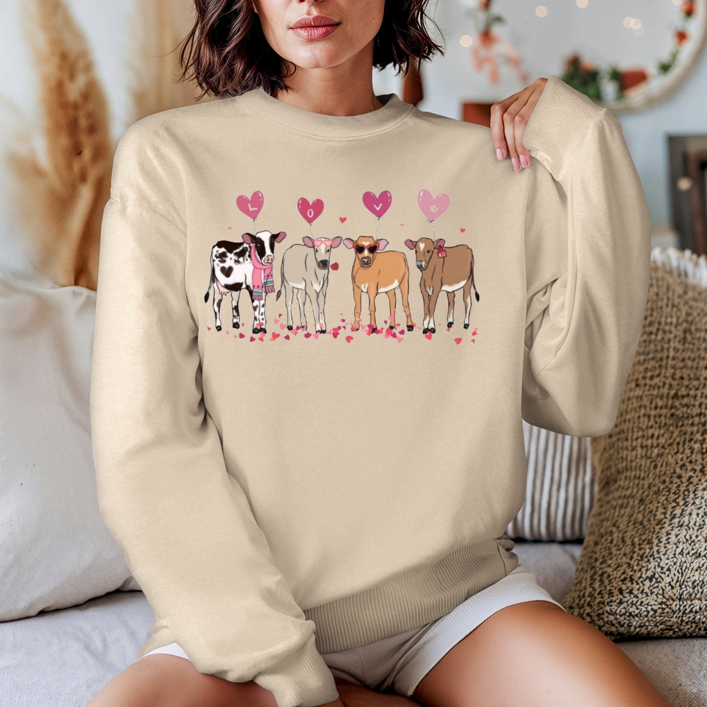 Women's Crewneck Valentine's Cows