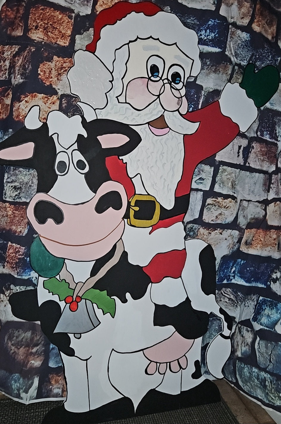 Santa Riding Holstein Cow Wood Yard Art Christmas Decor