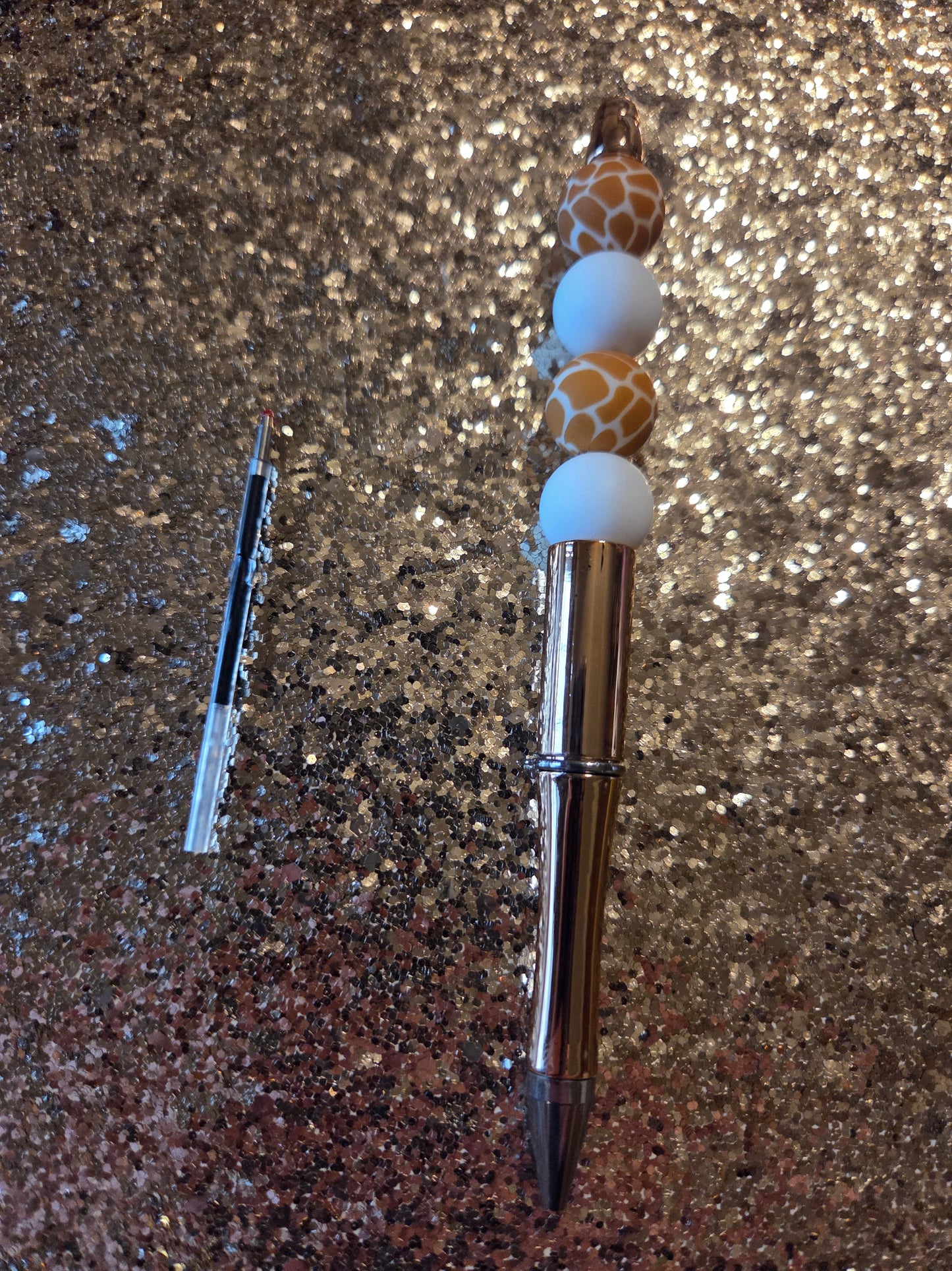 Giraffe Print Pen with one Ink Refill